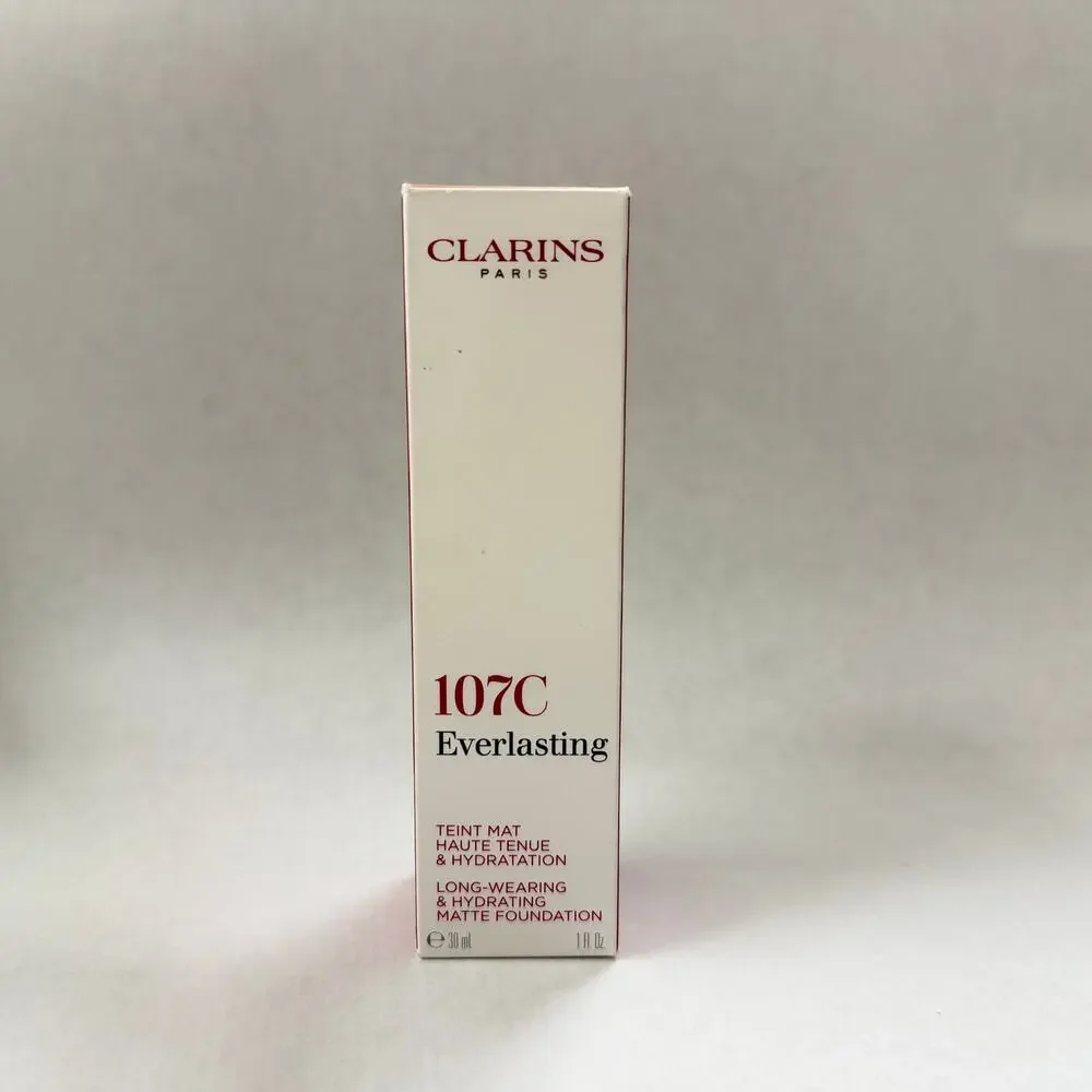 Clarins Everlasting Long-wearing & Hydrating Matte Foundaton 107C 1 fl oz